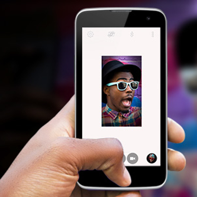 LG K4 LTE mobilní telefon, mobil, smartphone - blesk pro selfie