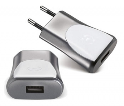 Celly HOME1U luxusní nabíječka do sítě s USB výstupem 1A pro mobilní telefon, mobil, smartphone bílá (white) konektor