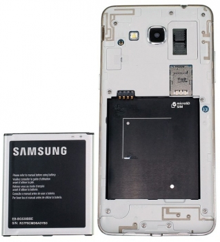 Samsung EB-BG530BBE originální baterie pro Samsung SM-G530F Galaxy Grand Prime s telefonem