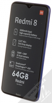 Xiaomi Redmi 8 4GB/64GB modrá (sapphire blue) šikmo zepředu