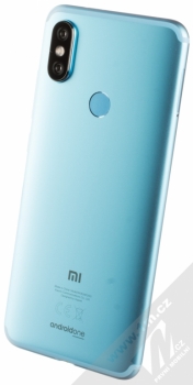 XIAOMI MI A2 4GB/64GB Global Version CZ LTE modrá (blue) šikmo zezadu
