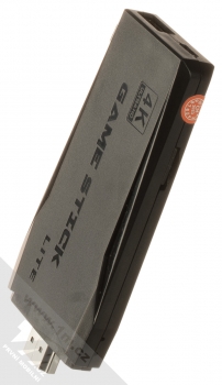 1Mcz 4K UHD Game Stick Lite HDMI herní konzole se slotem na microSD kartu a 2 bezdrátovými ovladači k TV (více než 17000 her) černá (black) konzole zboku (slot na paměťovou kartu)