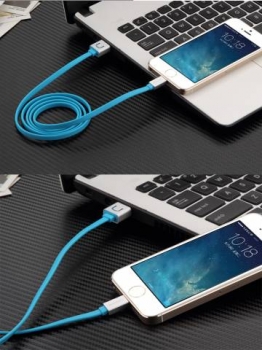 USAMS UC Brilliant plochý USB kabel s Apple Lightning konektorem použití