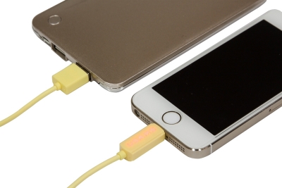 USAMS ULine USB kabel s Apple Lightning konektorem žlutá (yellow) použití