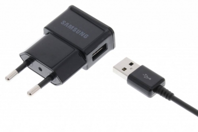 Samsung ETA0U80EBE originální nabíječka 5W + Samsung ECC1DU4BBE USB kabel s microUSB konektorem černá (black) zapojení