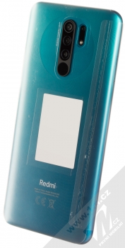 Xiaomi Redmi 9 4GB/64GB s NFC modrozelená (ocean green) šikmo zezadu