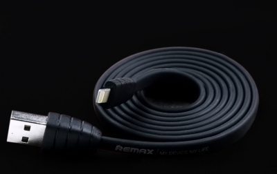 Remax Dream plochý USB kabel s Apple Lightning konektorem pro Apple iPhone, iPad, iPod černá (black) komplet