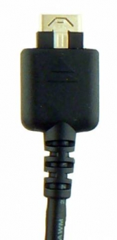 LG CLA-120 nabíječka do auta konektor