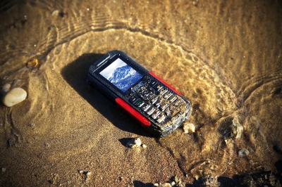 EVOLVEO STRONGPHONE X3 černá (black) - outdoor