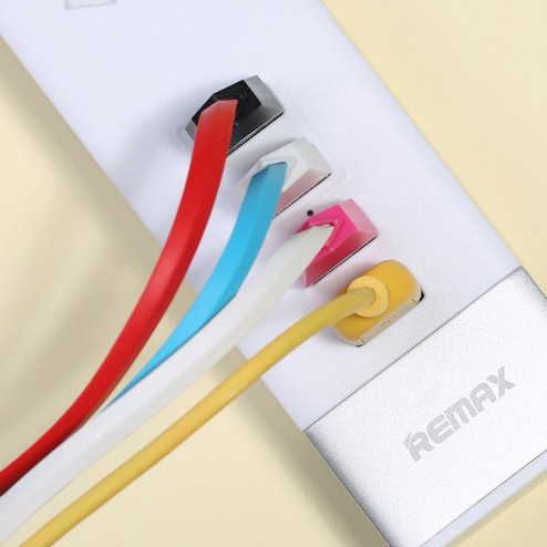 Remax Ming RU-S2 nabíječka do sítě s 4x USB výstupem a 3x celosvětovou elektrickou zásuvkou pro mobilní telefon, mobil, smartphone, tablet